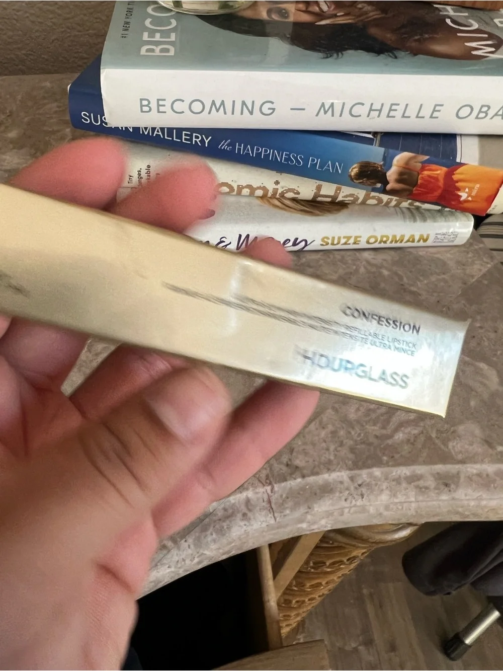 HOURGLASS CONFESSION ULTRA SLIM HIGH INTENSITY LIPSTICK ( WHEN IM ALONE)
